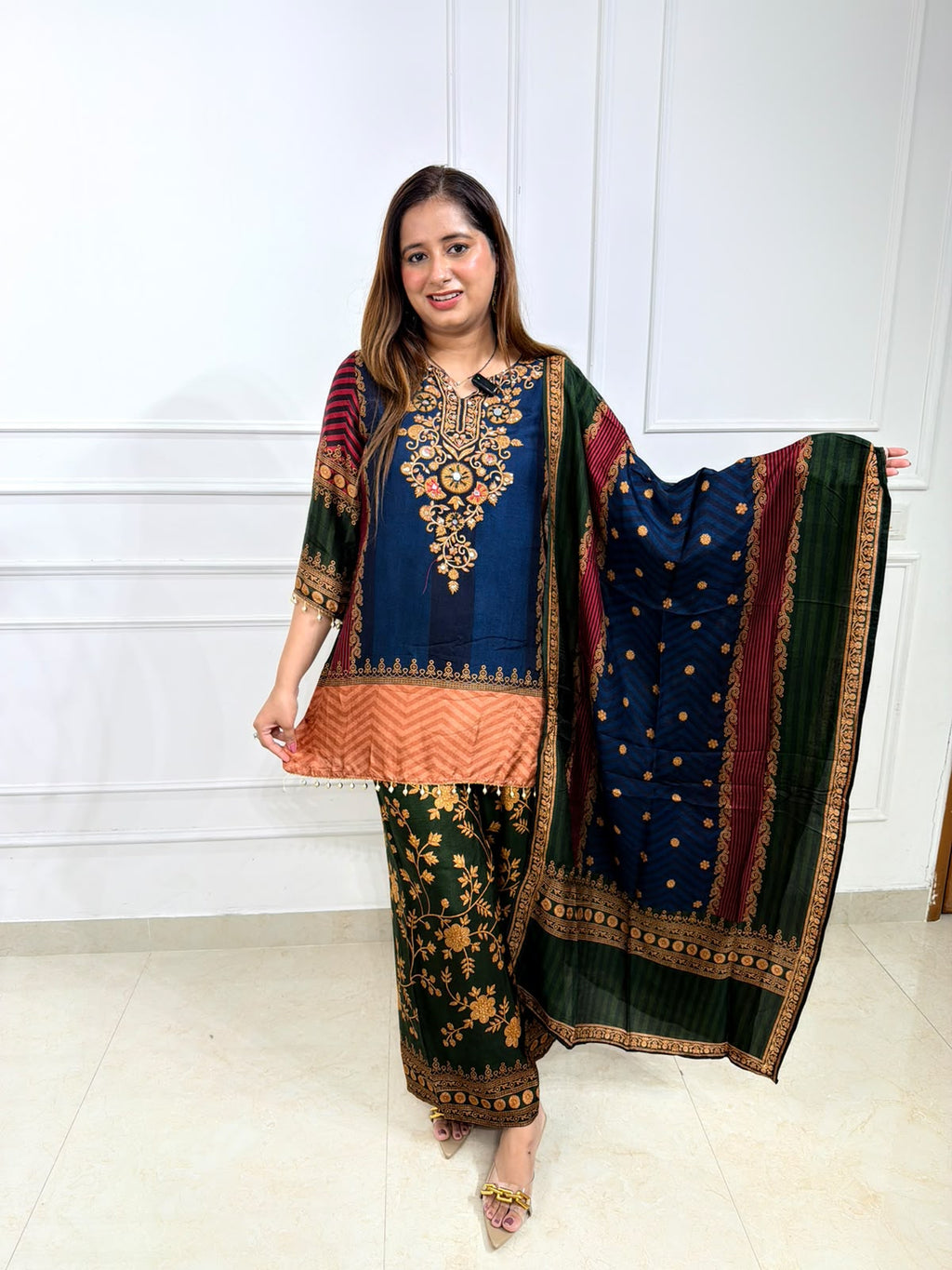 Neel | Navy & Emerald 3-Piece Designer Suit