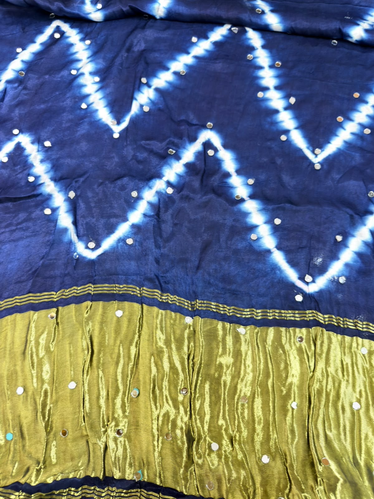 Zaymira | Navy Blue Shibori Saree with Contrast Olive Green Border