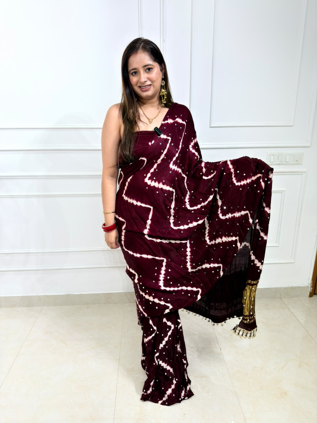 Zaymira – Wine Maroon Tie-Dye Saree with Golden Embellished Border