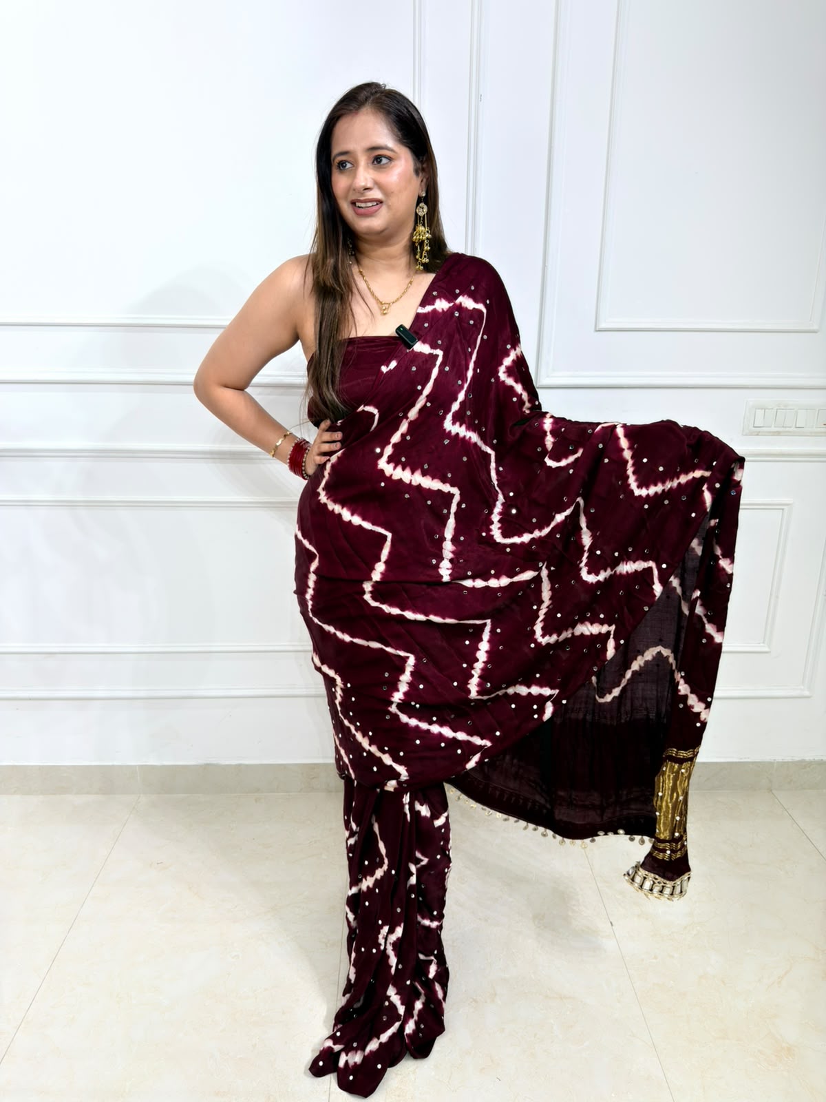 Zaymira – Wine Maroon Tie-Dye Saree with Golden Embellished Border