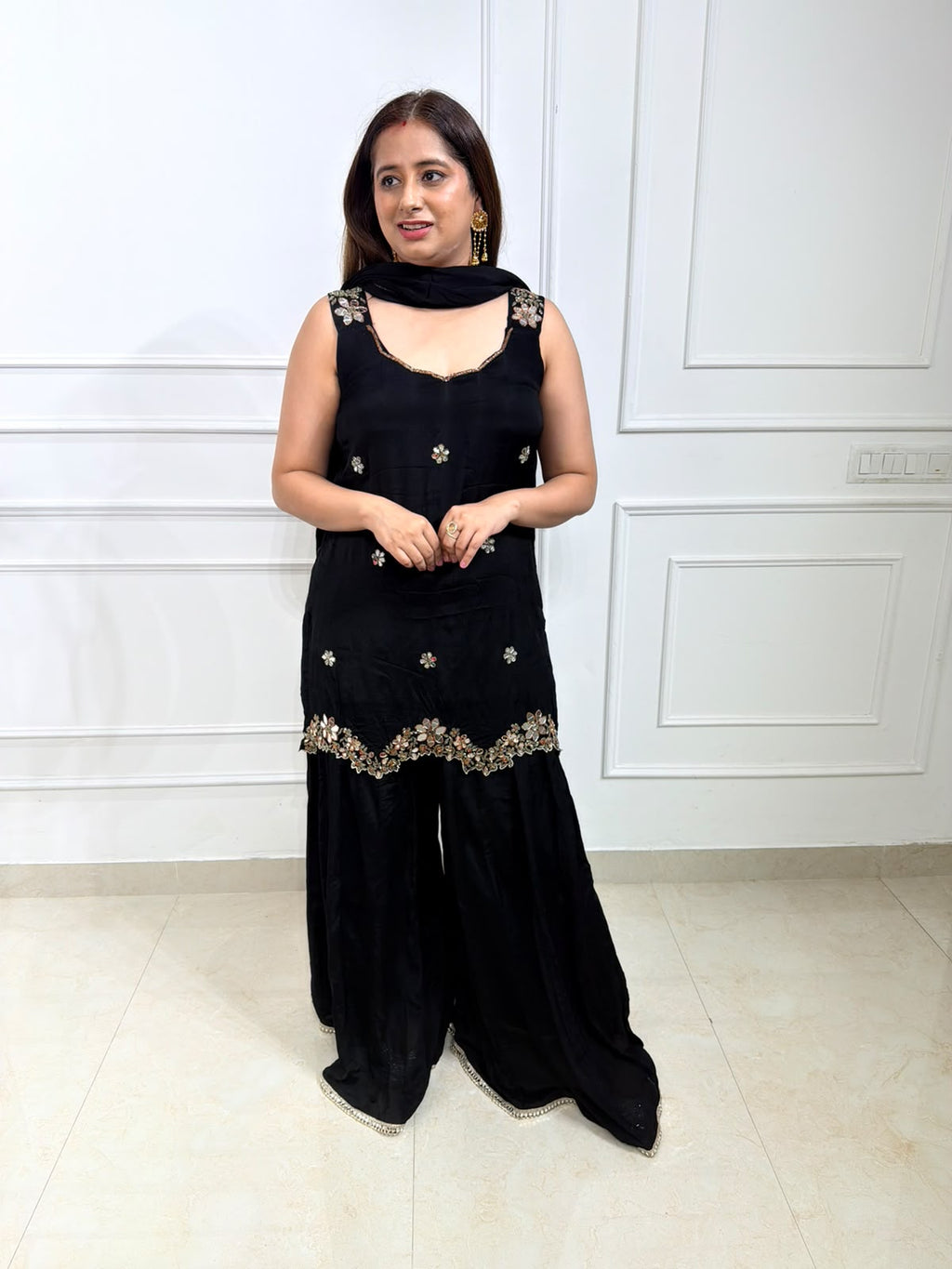 Nyshara – Black Pure Chinon Handworked Mirror Suit Set with Palazzo & Dupatta