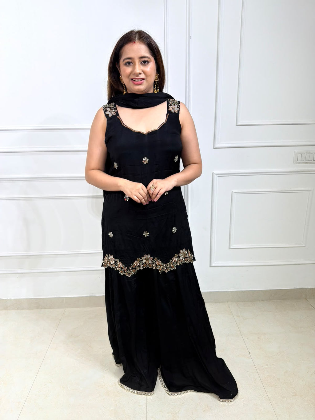 Nyshara – Black Pure Chinon Handworked Mirror Suit Set with Palazzo & Dupatta