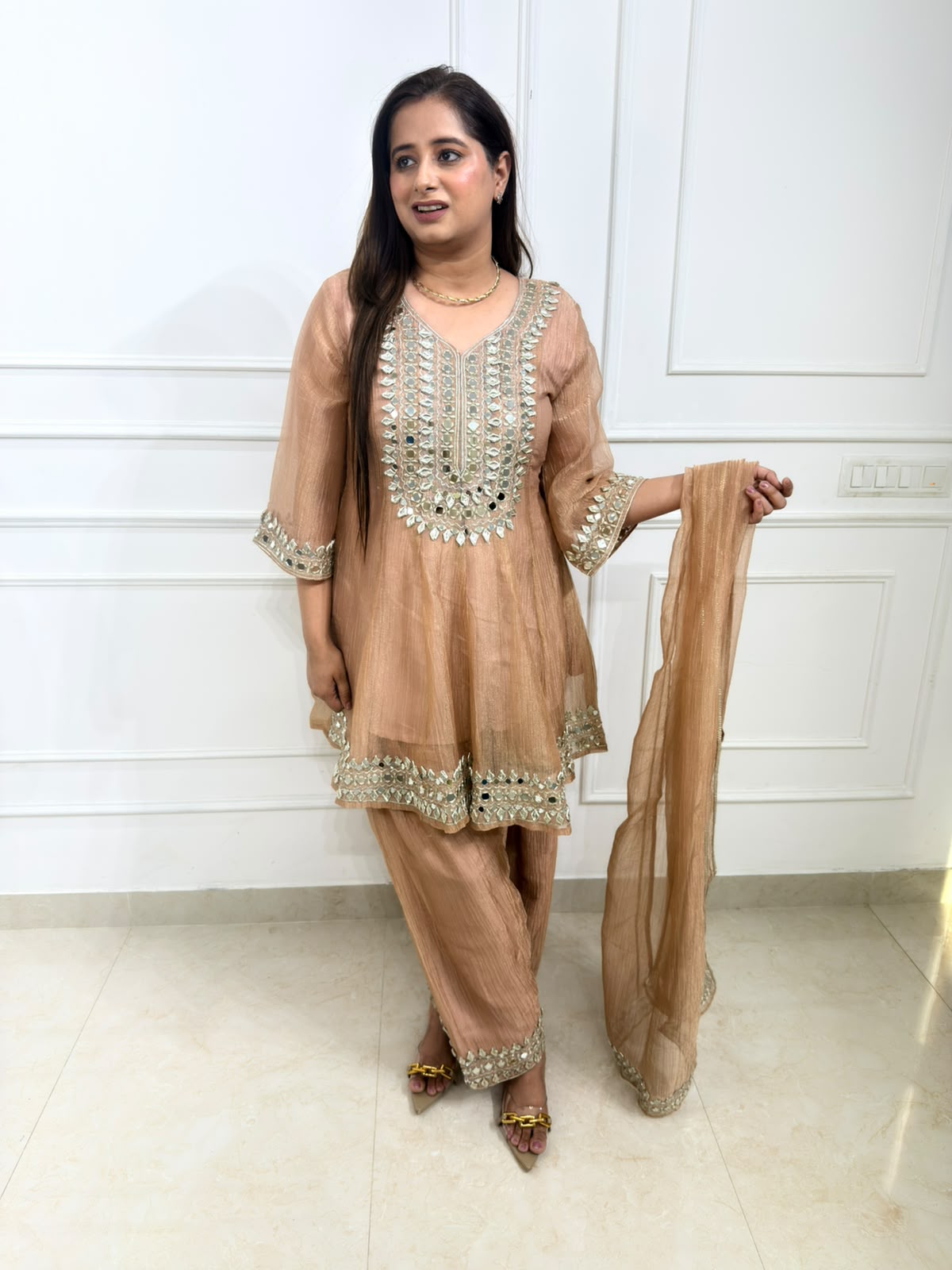 Mahnoor – Peach Farsi Salwar Suit Set with Heavy Mirror Work & Dupatta