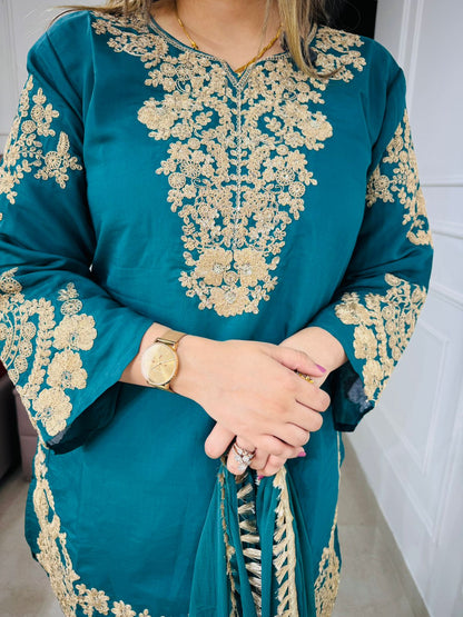 Amna🩵 (Blue)