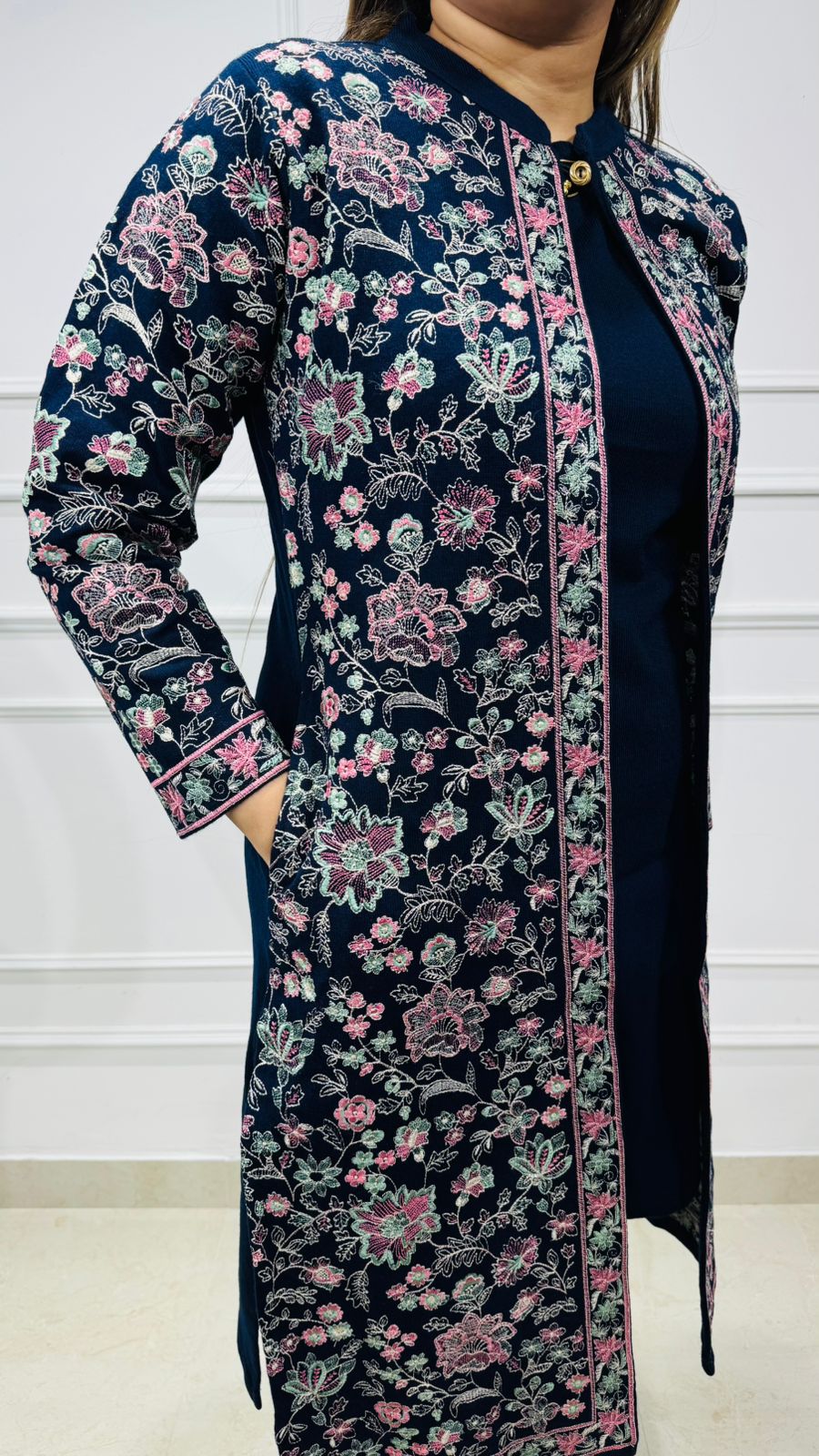 Velvaya🤎 | Black Straight Ethnic Kurta Set with Pink Thread Embroidery Jacket