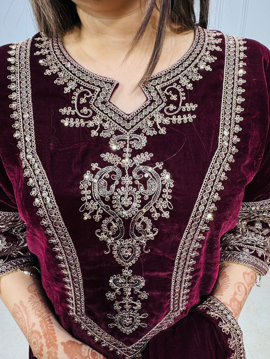 Mehr | Velvet Embroidered Suit Set