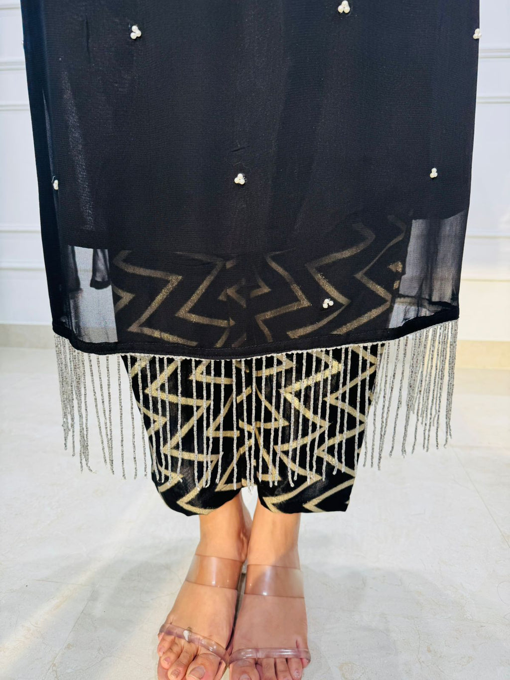 Noirora | Black Embellished Straight Kurta Set