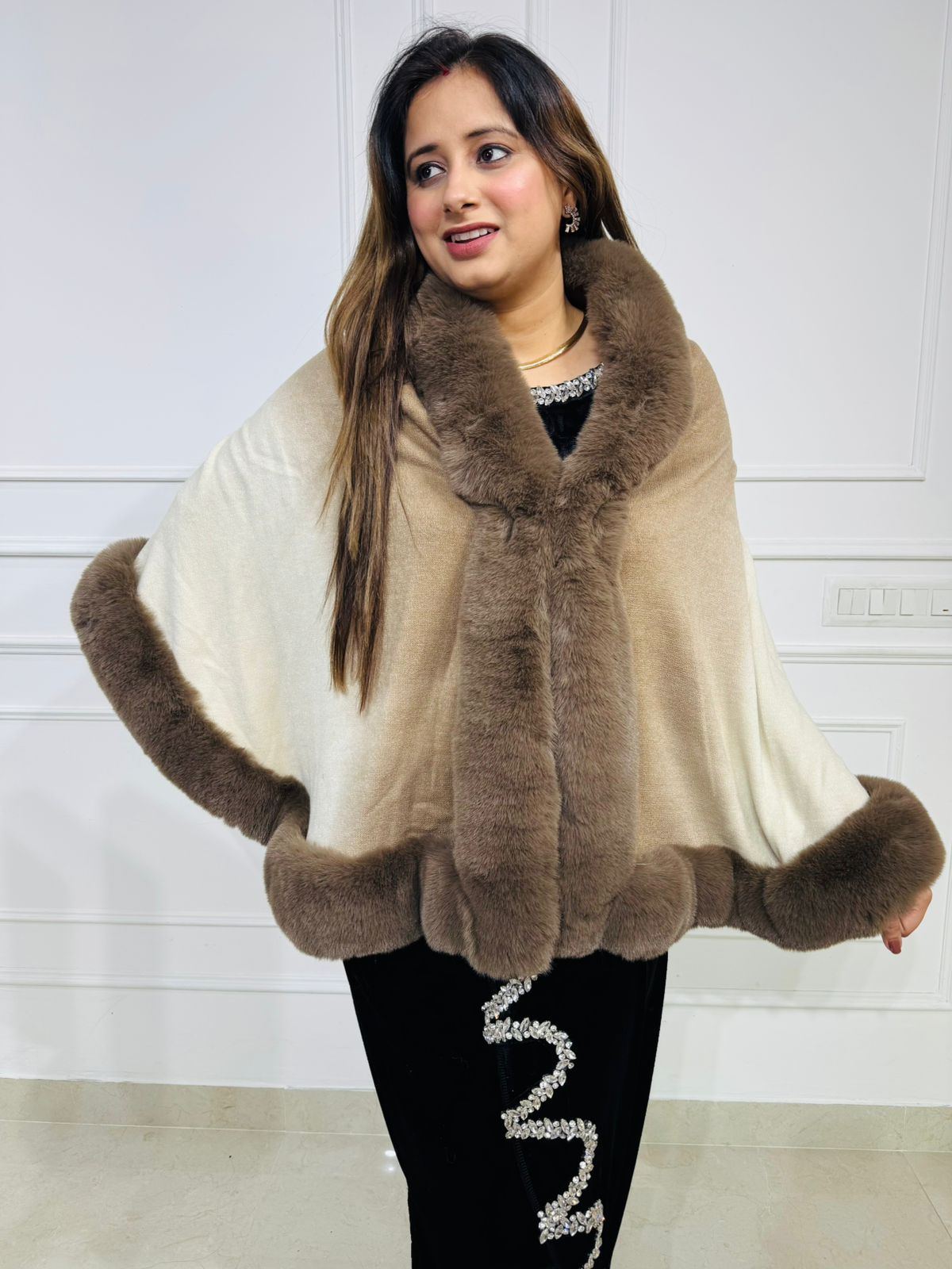 Lushira Shawl | Plush Fur-Trim Ombre Shawl – Deep Purple