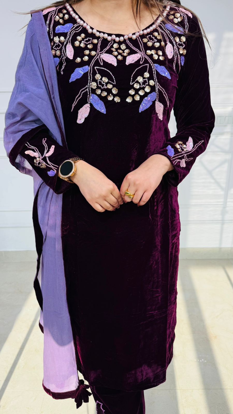 Leaf | Glow Velvet Embroidered Kurta Set with Contrast Dupatta