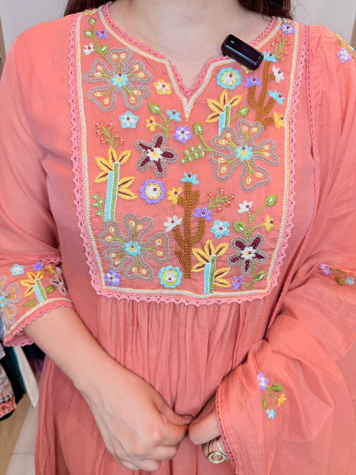 Saanvi | Peach Malchanderi Embroidered Suit Set