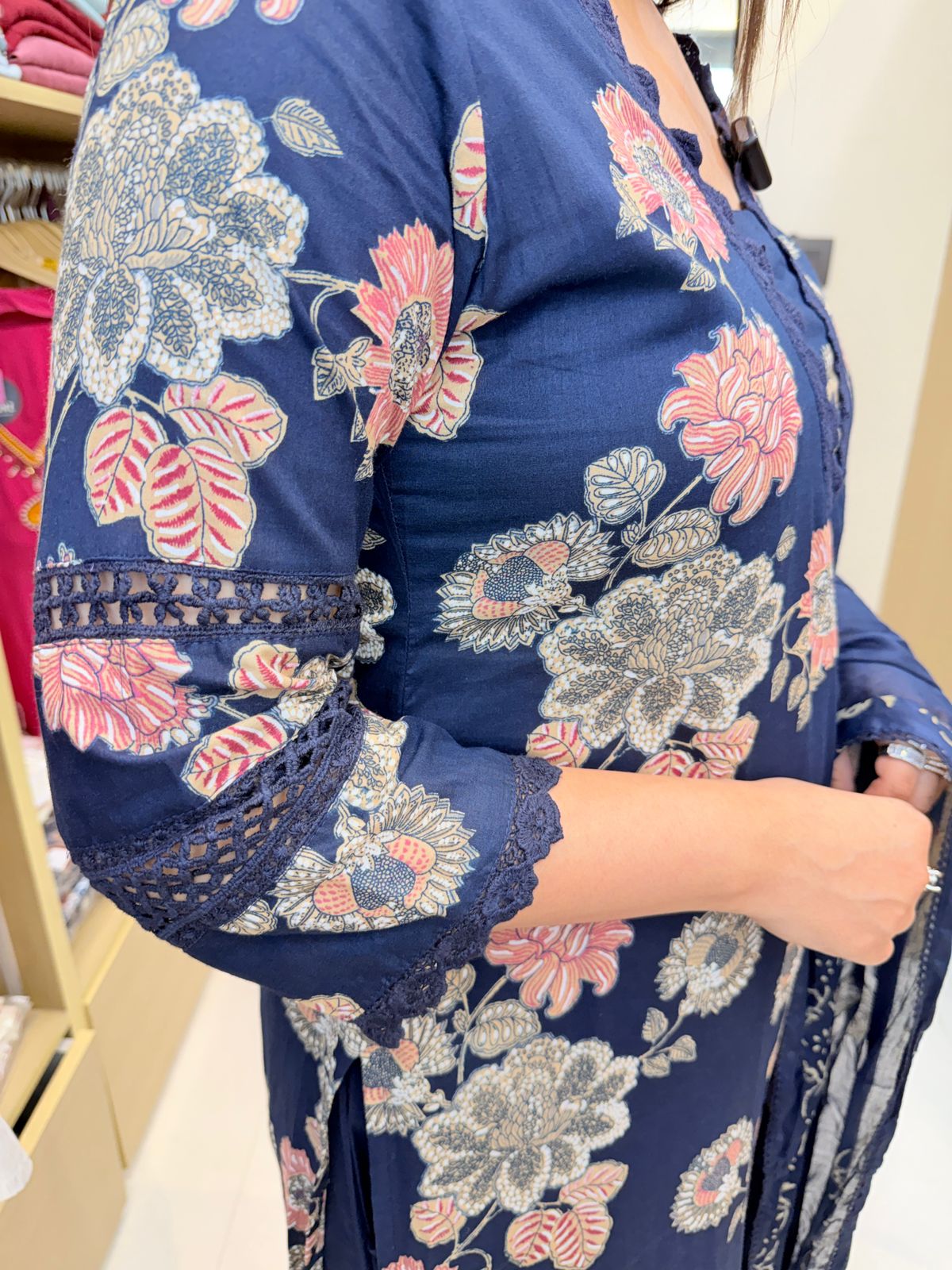 Naayra | Navy Blue Floral Kurta Pant Set with Elegant Dupatta & Embroidered Detailing