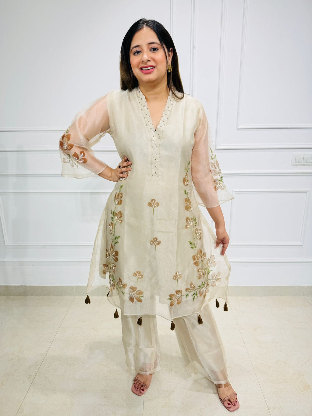 Shafaq 4.0 | Ivory Embroidered Organza Kurta Set ✨