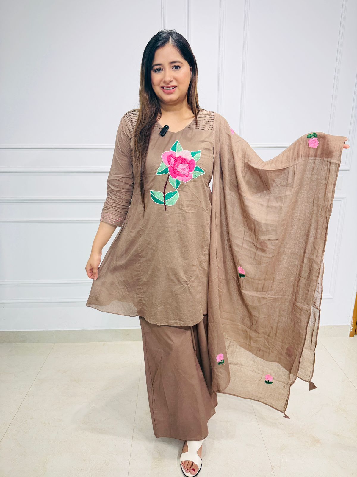 Averra | Taupe Floral Kurta Set with Dupatta