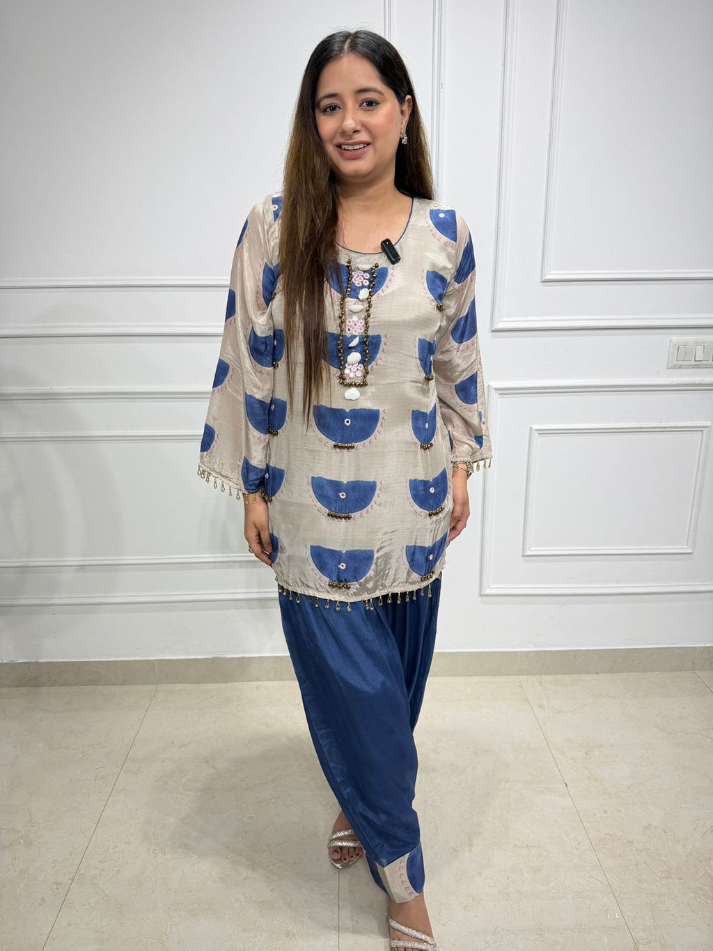 Meher | Blue Embellished Kurta & Farsi Slawar Set